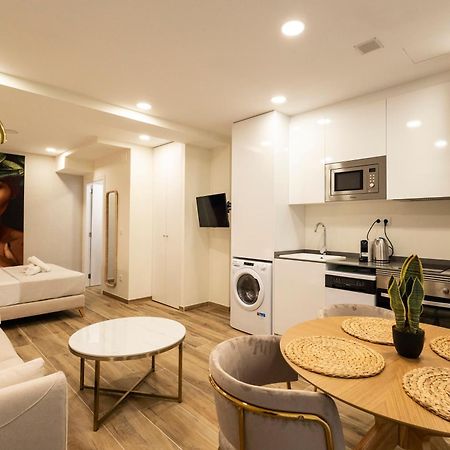 Cortes Suites By Concept Flats バレンシア エクステリア 写真