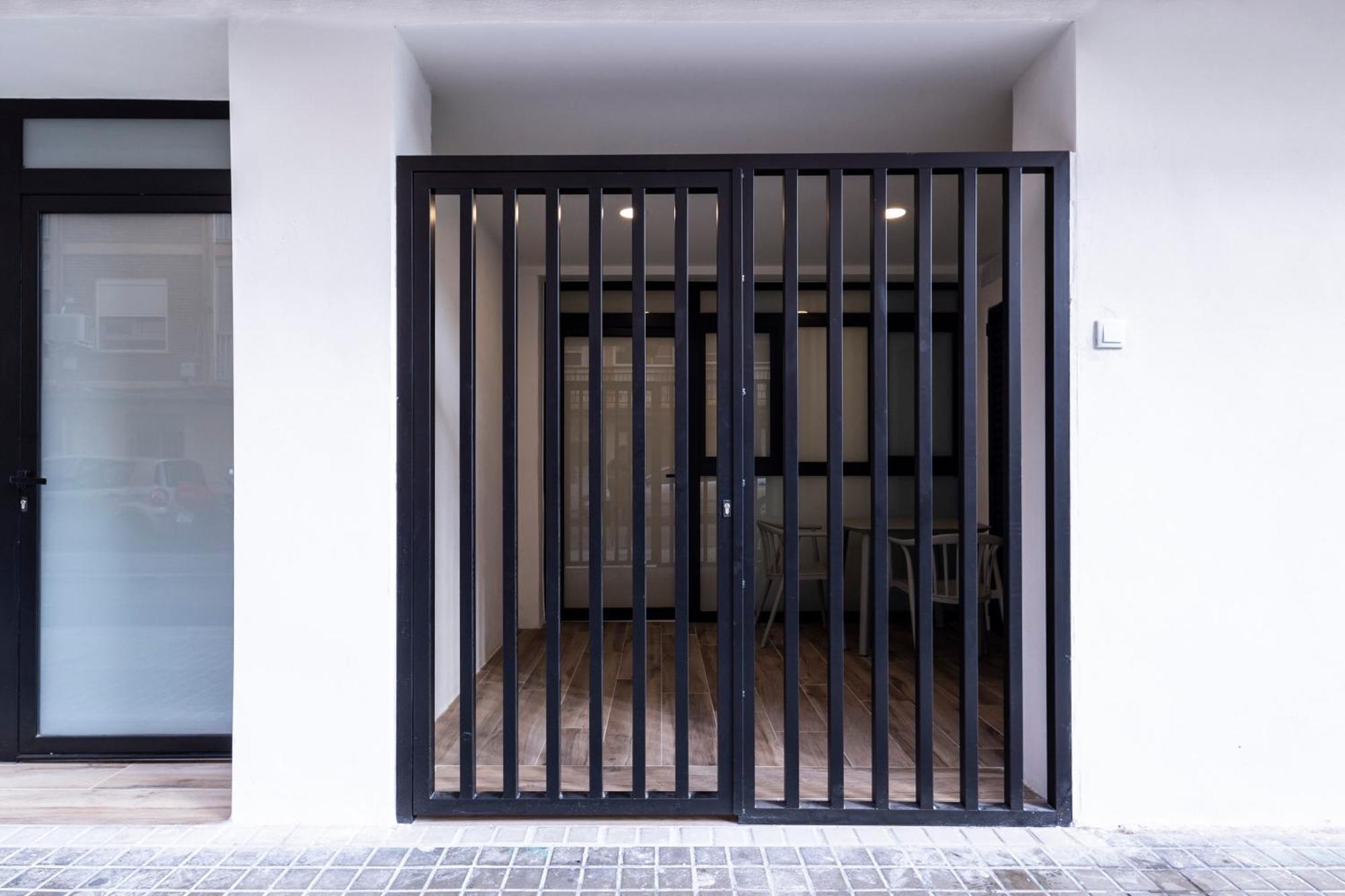 Cortes Suites By Concept Flats バレンシア エクステリア 写真