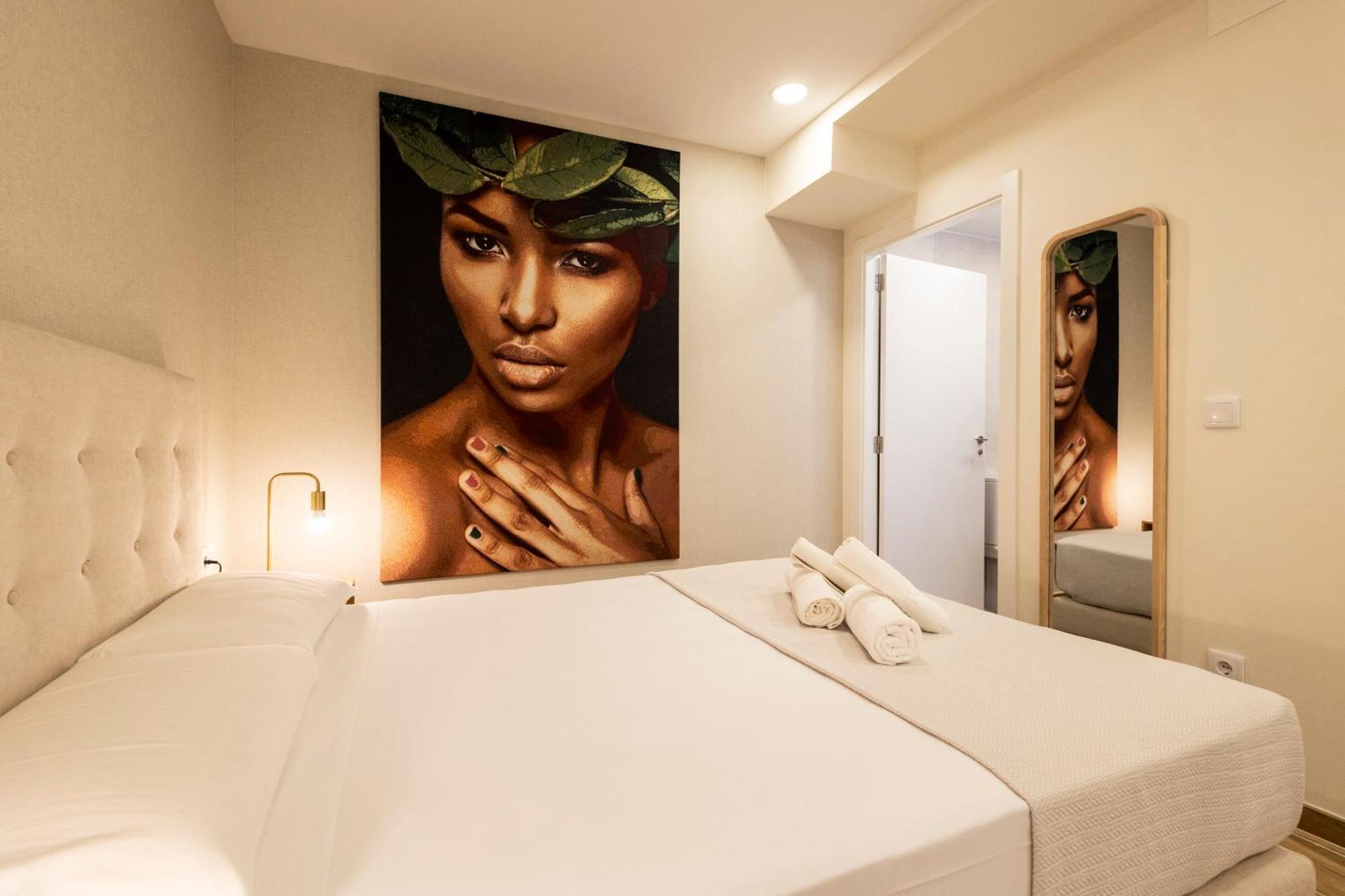 Cortes Suites By Concept Flats バレンシア エクステリア 写真