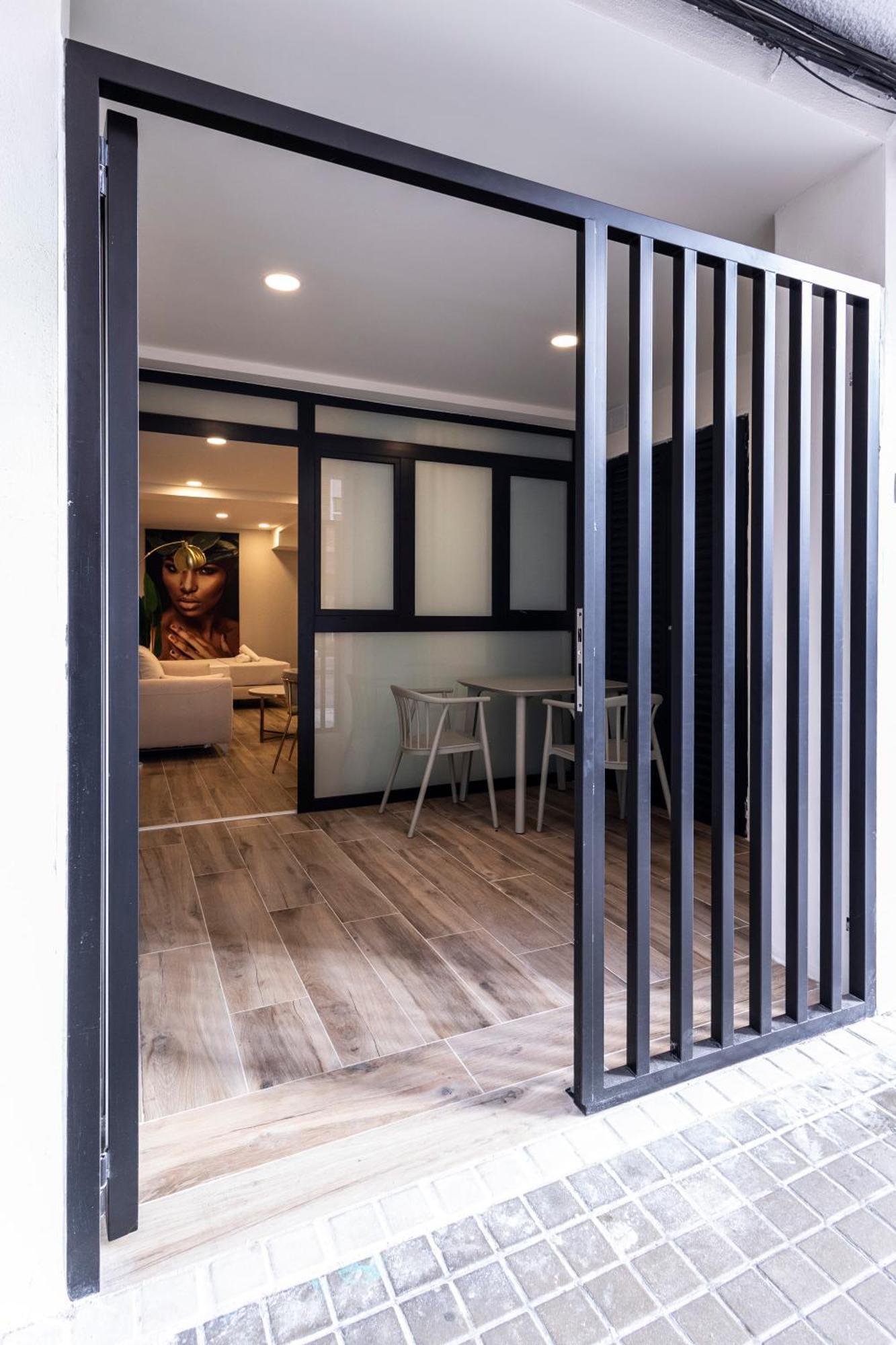 Cortes Suites By Concept Flats バレンシア エクステリア 写真